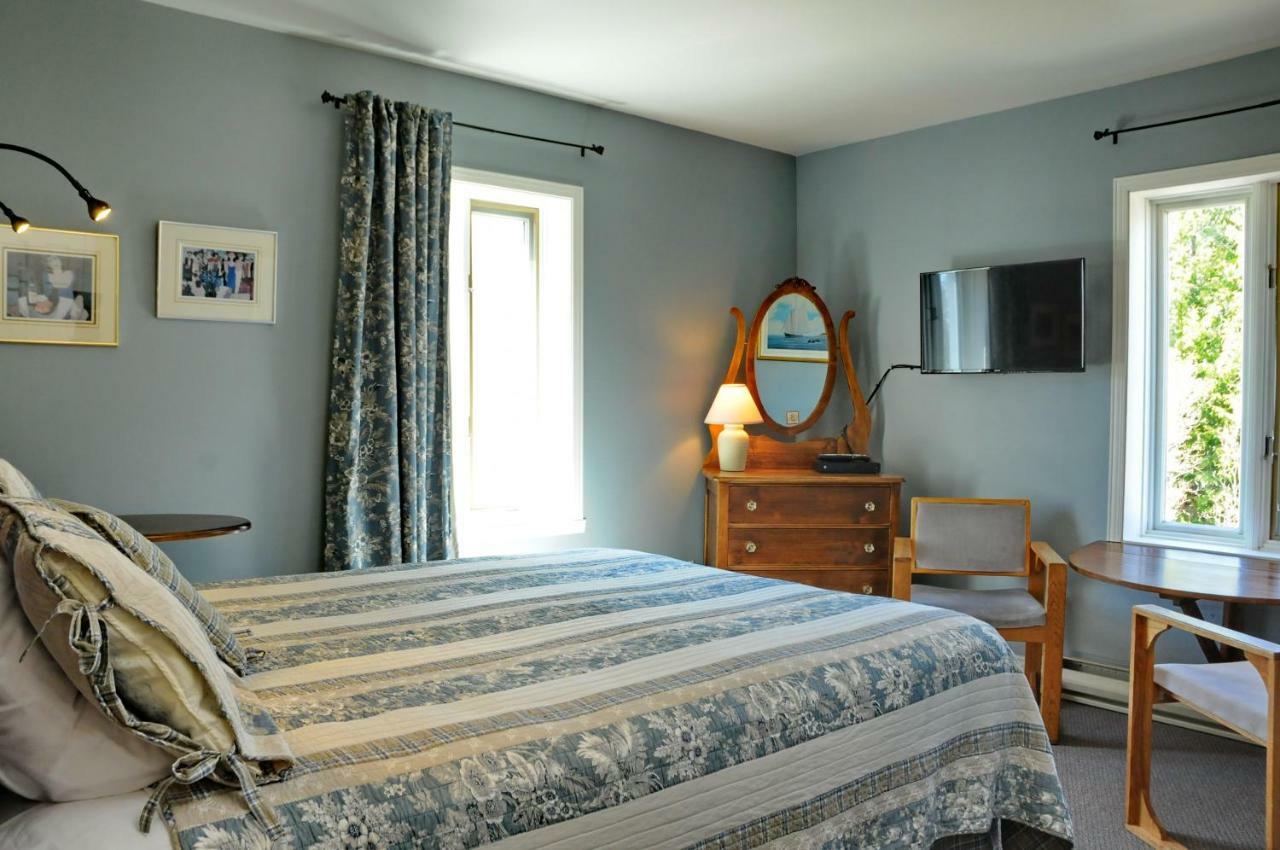 Auberge Beausejour Les Eboulements ภายนอก รูปภาพ