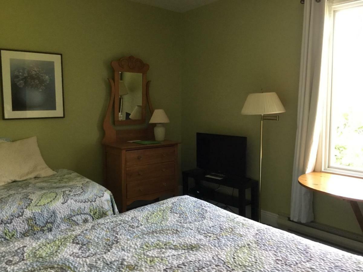 Auberge Beausejour Les Eboulements ภายนอก รูปภาพ